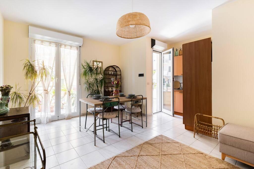 Centrale Vicino Spiagge E Ciclabile + Box-Auto ! Apartment Арма ди Таджия Екстериор снимка